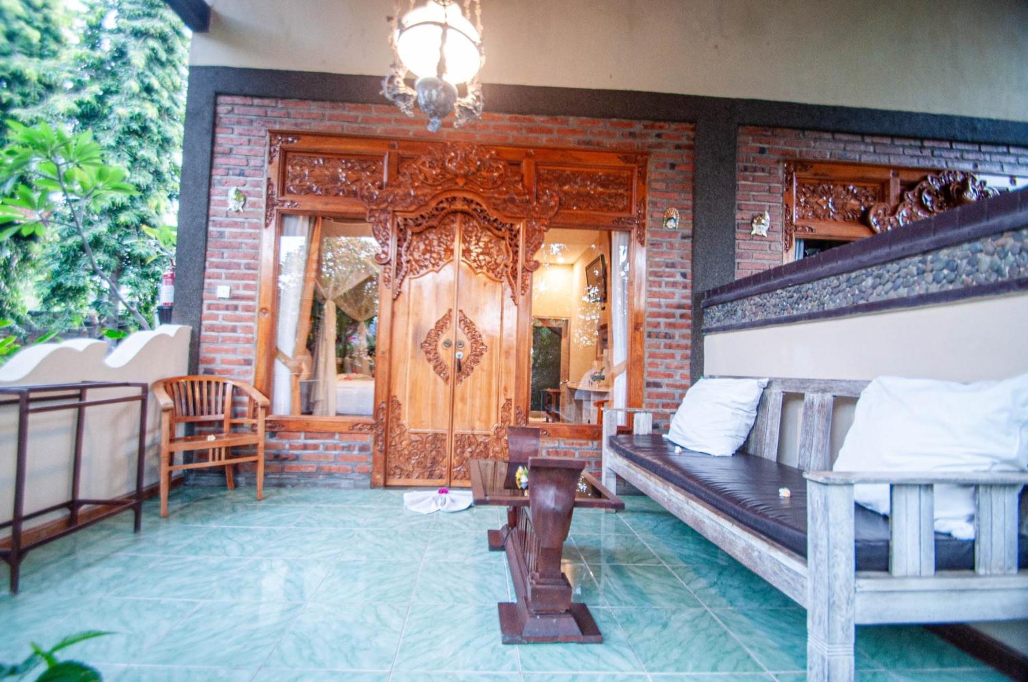 Kubuku Eco Dive Lodge And Yoga Pemuteran Екстериор снимка