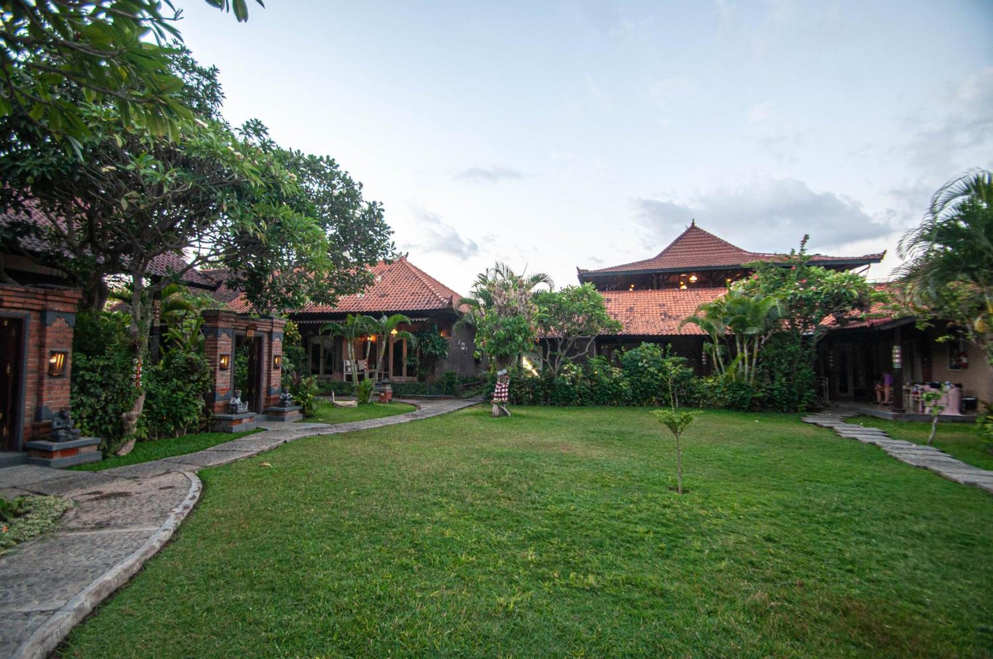 Kubuku Eco Dive Lodge And Yoga Pemuteran Екстериор снимка