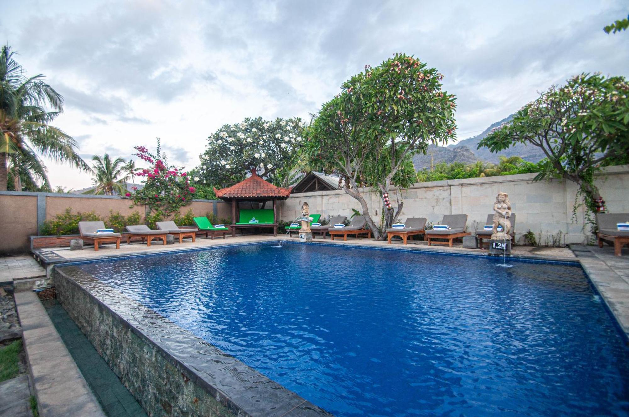 Kubuku Eco Dive Lodge And Yoga Pemuteran Екстериор снимка