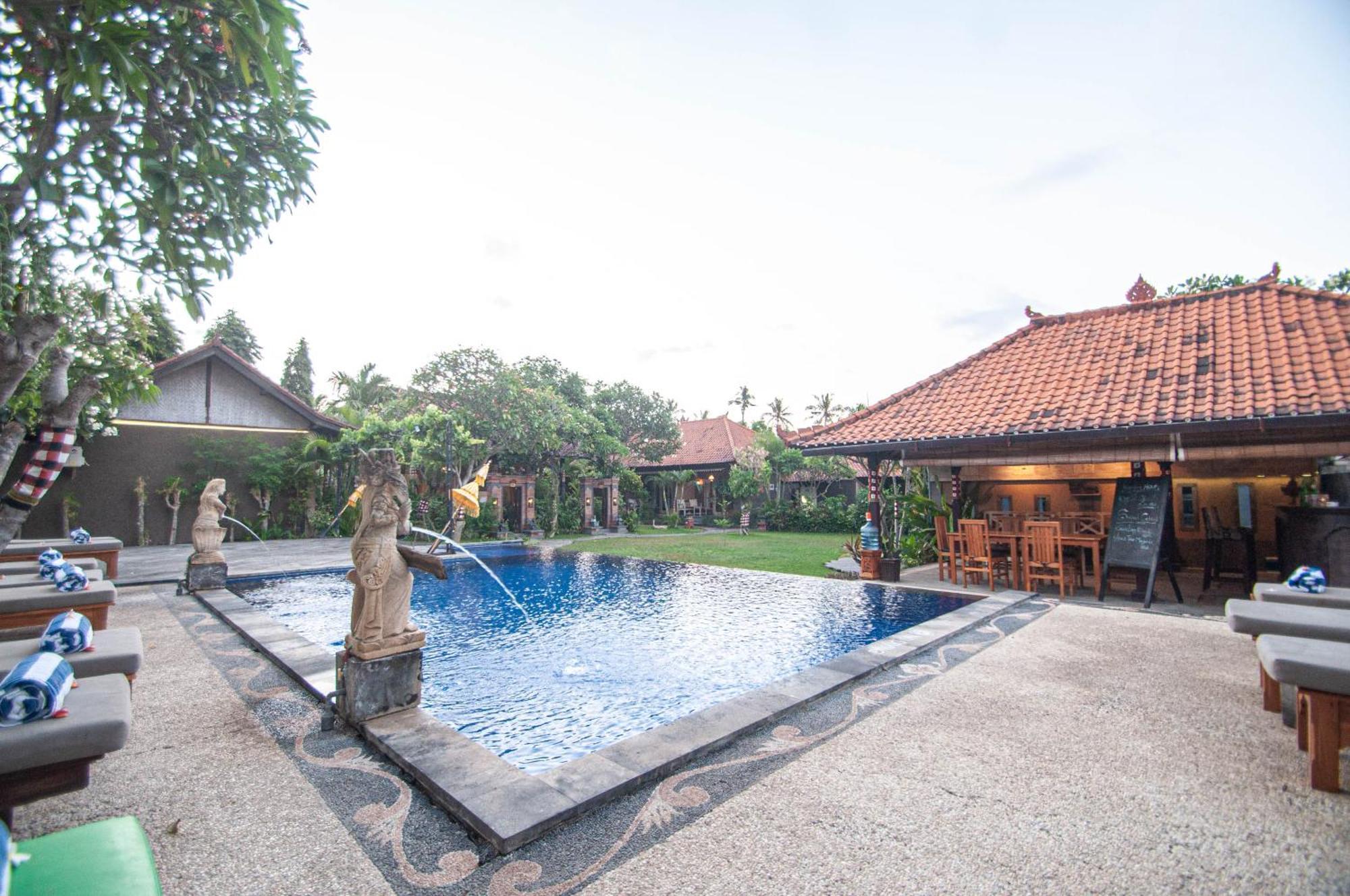 Kubuku Eco Dive Lodge And Yoga Pemuteran Екстериор снимка